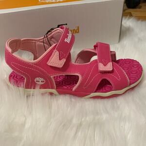 New in box Pink Timberland Adventure Seeker Sandals